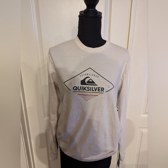 Quiksilver Other - Quiksilver White Long sleeve
